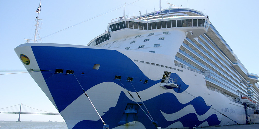 Ocean Sportsbook Debuts in Carnival Cruises