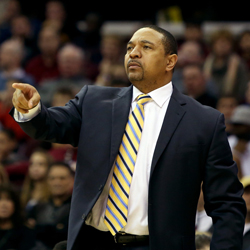 Sportsbook Picks Mark Jackson as Favorite to Be Next Lakers Coach