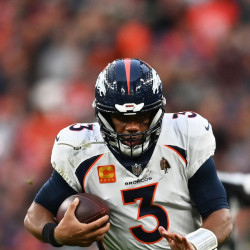 Broncos Win Against Jaguars in London