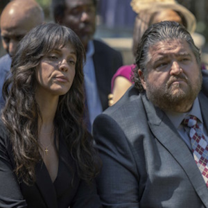 Bookie Season 1 Review - Andrea Anders and Jorge Garcia 