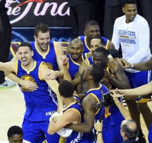 Golden State Warriors Remain Undefeated 