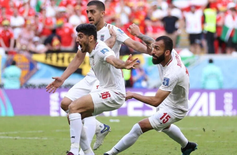 World Cup: Iran Beats Wales to Stay Alive