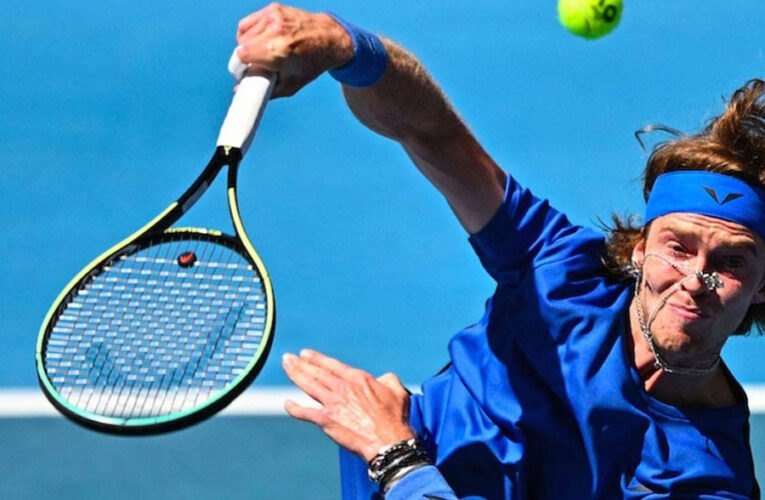 Andrey Rublev Complains about Some Fans in the Australian Open