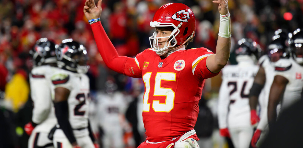 Mahomes and Kelce Teamed Up to Help Chiefs Qualify for AFC Title Game